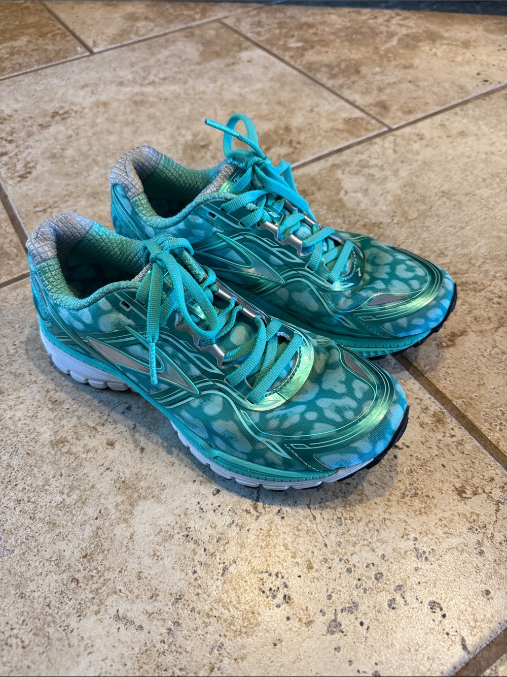 Brooks ghost Women’s Running Shoes in Teal